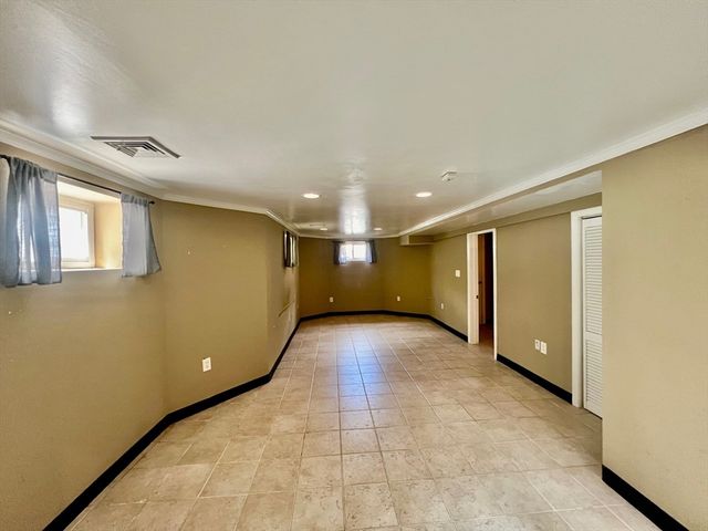 18 Rice Street 1, Cambridge, MA 02140