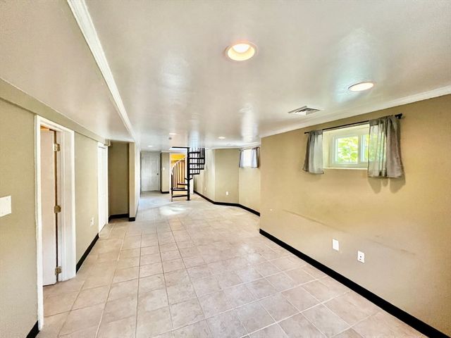 18 Rice Street 1, Cambridge, MA 02140
