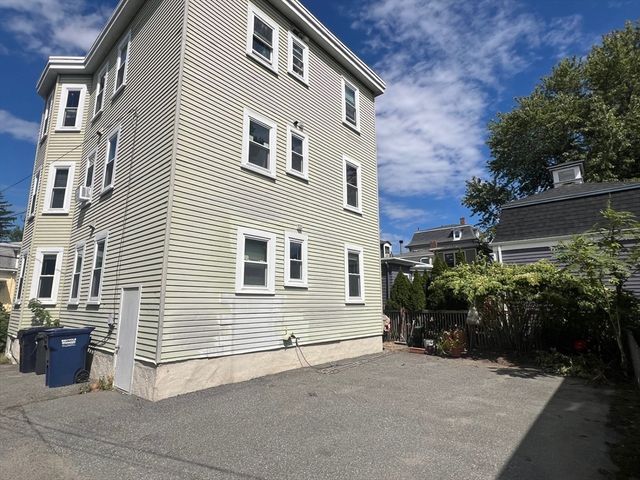 18 Rice Street 1, Cambridge, MA 02140