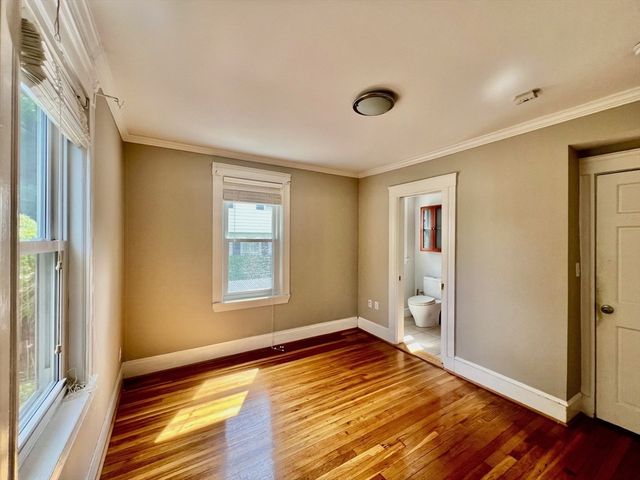 18 Rice Street 1, Cambridge, MA 02140