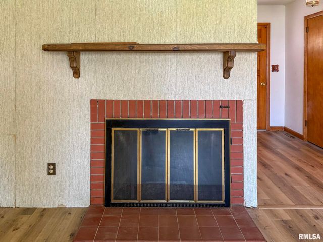 615 W HICKORY Street, Chillicothe, IL 61523