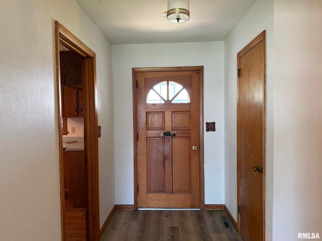 615 W HICKORY Street, Chillicothe, IL 61523