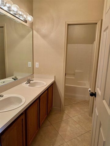 1354 KNOLLWOOD DRIVE, Davenport, FL 33837