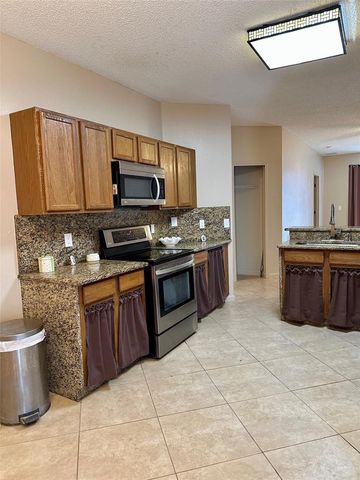 1354 KNOLLWOOD DRIVE, Davenport, FL 33837