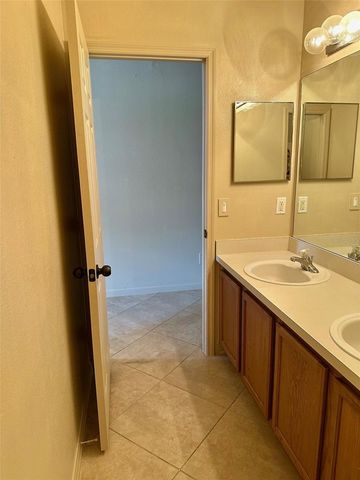 1354 KNOLLWOOD DRIVE, Davenport, FL 33837