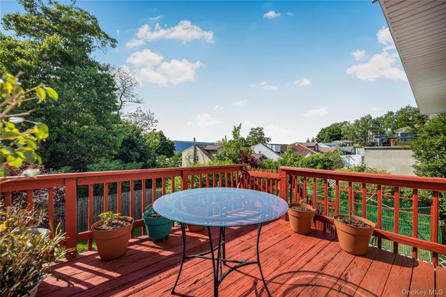 25 Jody Lane, Yonkers, NY 10701