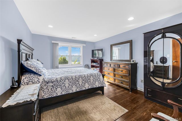 25 Jody Lane, Yonkers, NY 10701