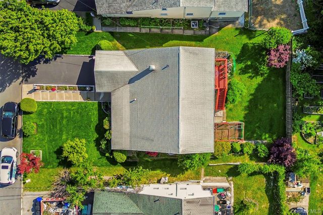 25 Jody Lane, Yonkers, NY 10701