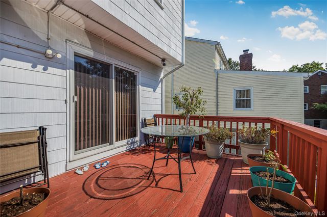 25 Jody Lane, Yonkers, NY 10701