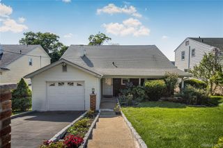 25 Jody Lane, Yonkers, NY 10701