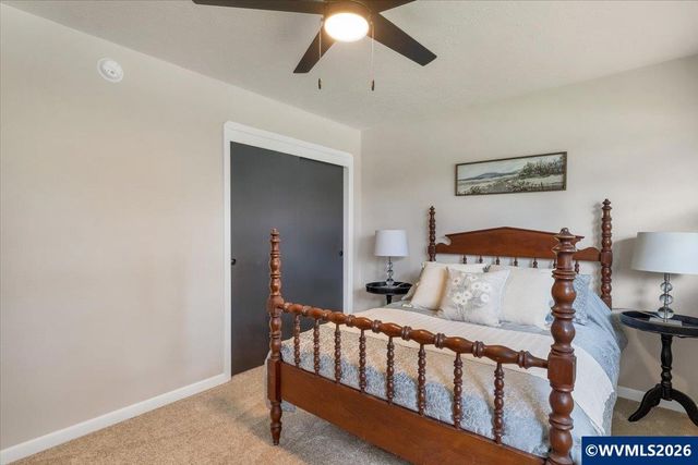 3343 Lawrence St SE, Salem, OR 97302