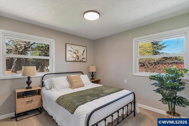 3343 Lawrence St SE, Salem, OR 97302