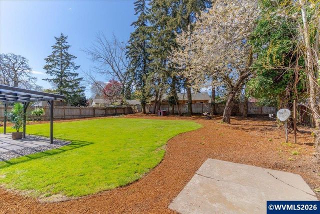 3343 Lawrence St SE, Salem, OR 97302