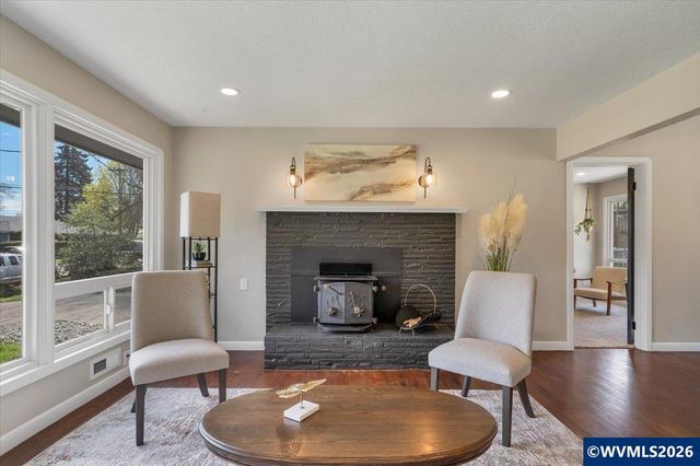 3343 Lawrence St SE, Salem, OR 97302