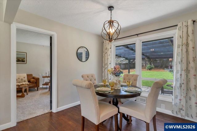 3343 Lawrence St SE, Salem, OR 97302