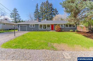 3343 Lawrence St SE, Salem, OR 97302