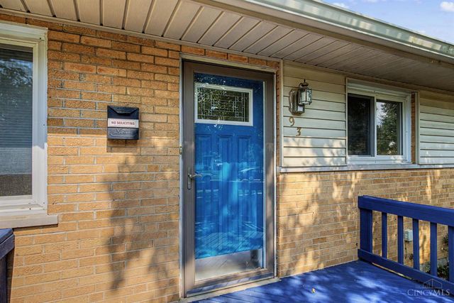 93 Julep Lane, Greenhills, OH 45218