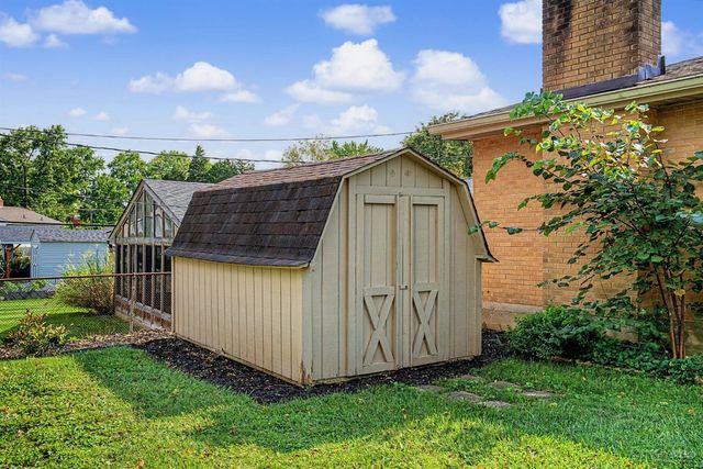 93 Julep Lane, Greenhills, OH 45218