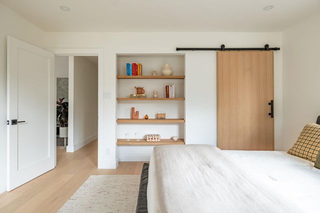 4214 Deepwoods DR, Austin, TX 78731