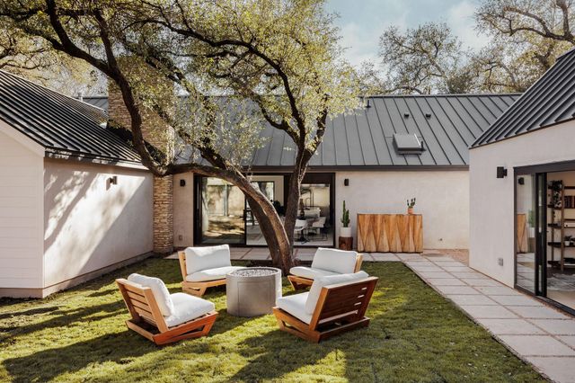 4214 Deepwoods DR, Austin, TX 78731