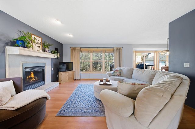 19542 Upland Street NW, Elk River, MN 55330