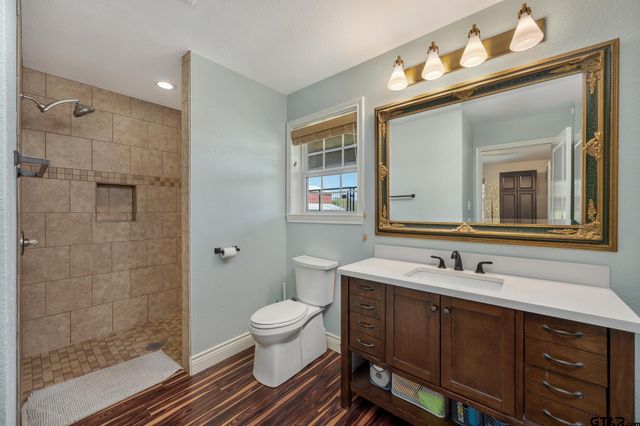 5494 An County Road 309, Frankston, TX 75763