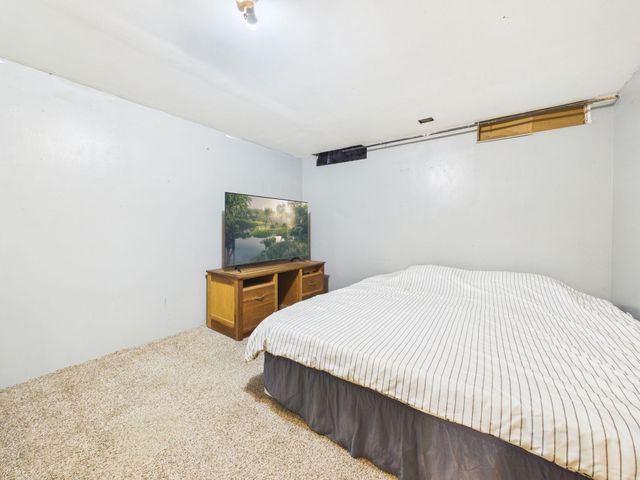 901 N Foulk Dr, Belle Plaine, KS 67013