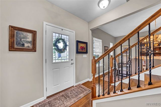 6410 Beach Drive, Lockport Town, NY 14094