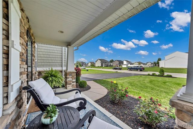 6410 Beach Drive, Lockport Town, NY 14094