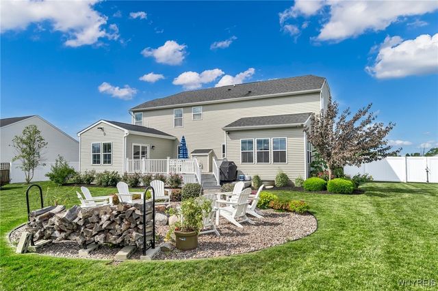 6410 Beach Drive, Lockport Town, NY 14094