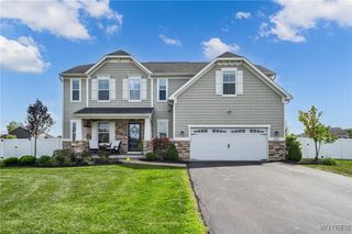 6410 Beach Drive, Lockport Town, NY 14094