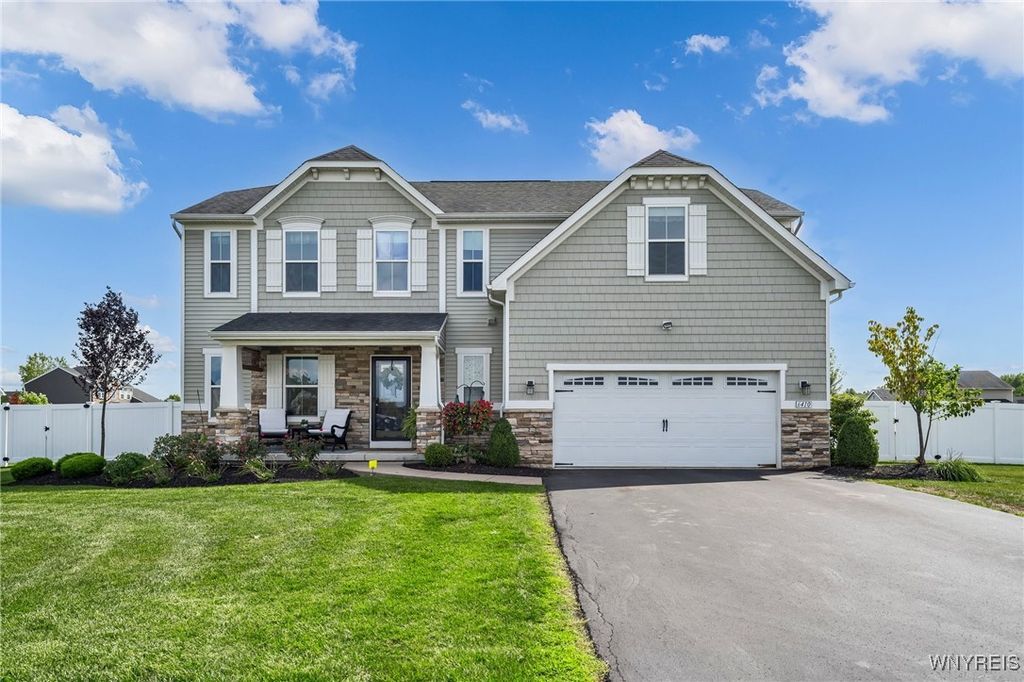 6410 Beach Drive, Lockport Town, NY 14094