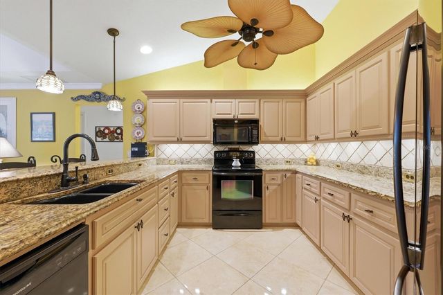 490 PINE LILY WAY, Venice, FL 34293