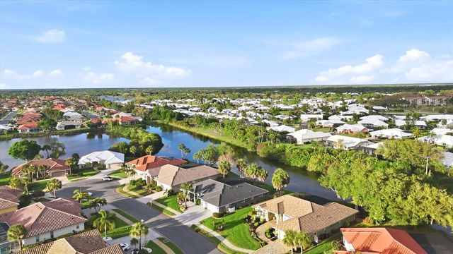 490 PINE LILY WAY, Venice, FL 34293