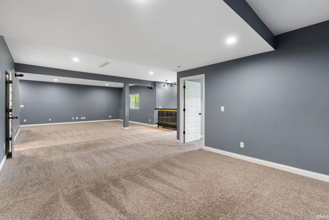 2776 Pine Cone Lane, Warsaw, IN 46582