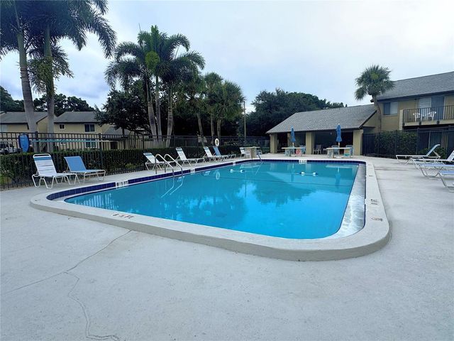 4215 E BAY DRIVE 1602D, Clearwater, FL 33764