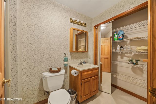 3031 Shadow Brook Drive, Maryville, TN 37803