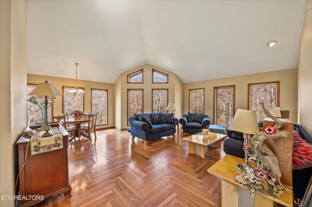 3031 Shadow Brook Drive, Maryville, TN 37803