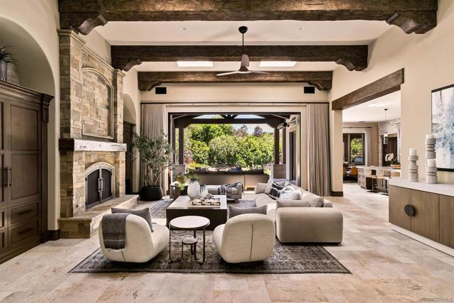 6336 El Sicomoro, Rancho Santa Fe, CA 92067
