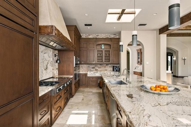 6336 El Sicomoro, Rancho Santa Fe, CA 92067