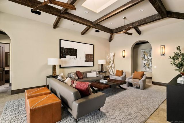 6336 El Sicomoro, Rancho Santa Fe, CA 92067