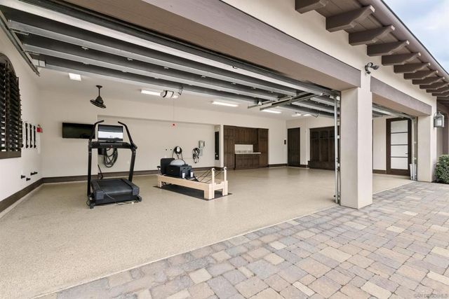 6336 El Sicomoro, Rancho Santa Fe, CA 92067