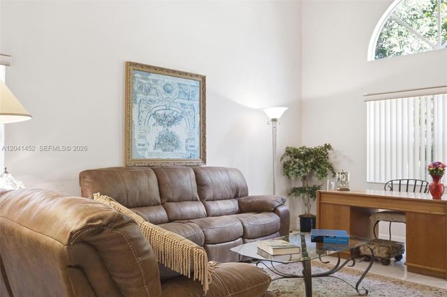 10431 NW 48th Mnr, Coral Springs, FL 33076