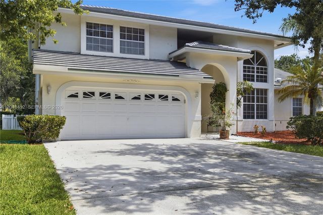 10431 NW 48th Mnr, Coral Springs, FL 33076
