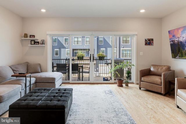 4418 FAIR LAKES CT, Fairfax, VA 22033