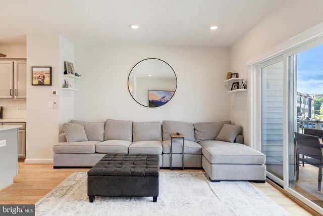 4418 FAIR LAKES CT, Fairfax, VA 22033