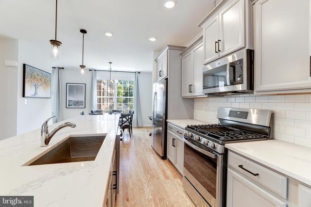 4418 FAIR LAKES CT, Fairfax, VA 22033