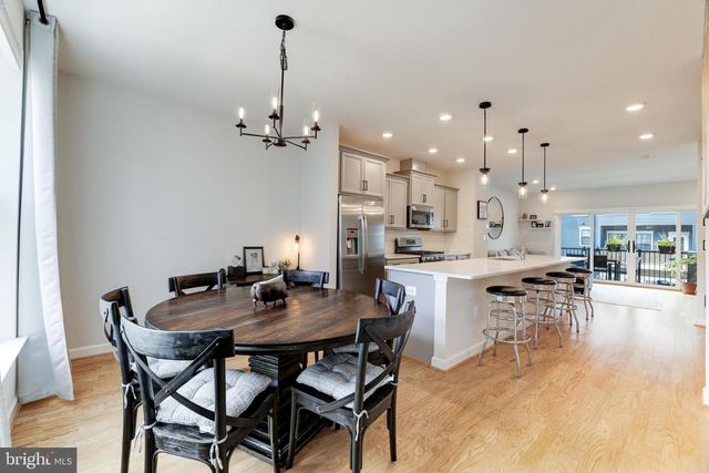 4418 FAIR LAKES CT, Fairfax, VA 22033