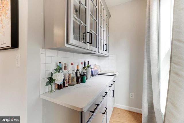 4418 FAIR LAKES CT, Fairfax, VA 22033