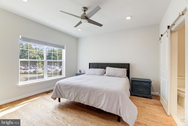 4418 FAIR LAKES CT, Fairfax, VA 22033